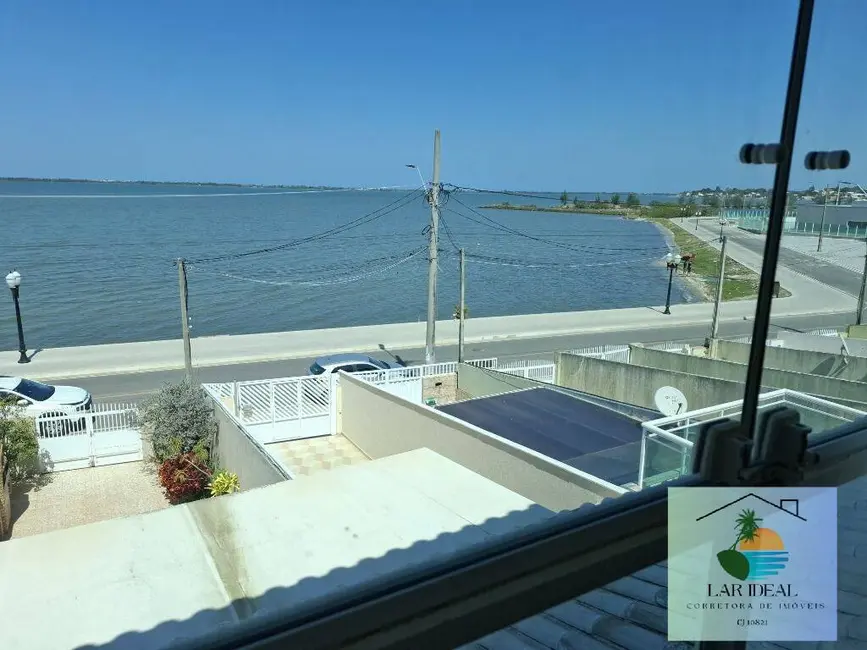 Foto 6 de Casa com 4 quartos à venda, 360m2 em Centro, Araruama - RJ