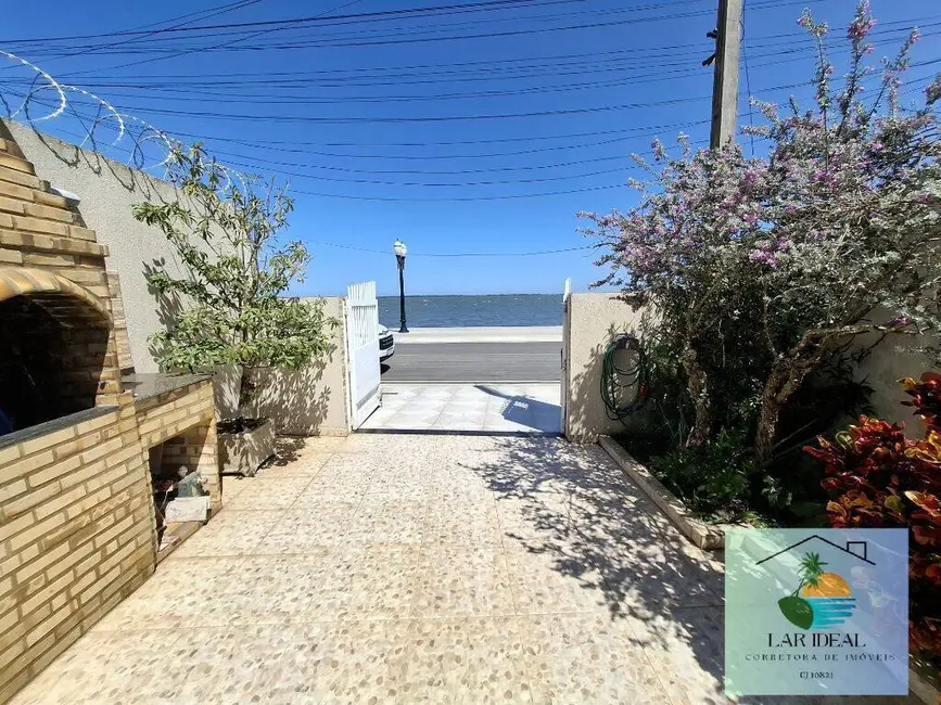 Foto 5 de Casa com 4 quartos à venda, 360m2 em Centro, Araruama - RJ