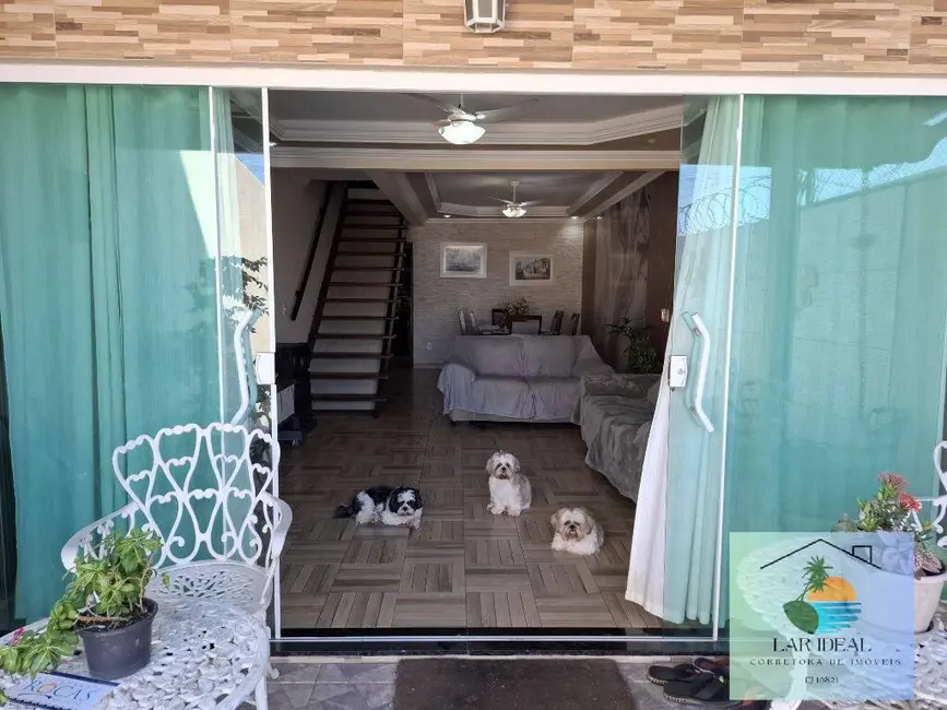 Foto 9 de Casa com 4 quartos à venda, 360m2 em Centro, Araruama - RJ