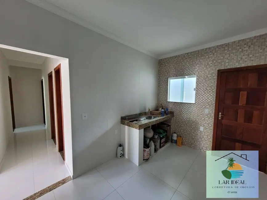 Foto 8 de Casa com 3 quartos à venda, 170m2 em Araruama - RJ