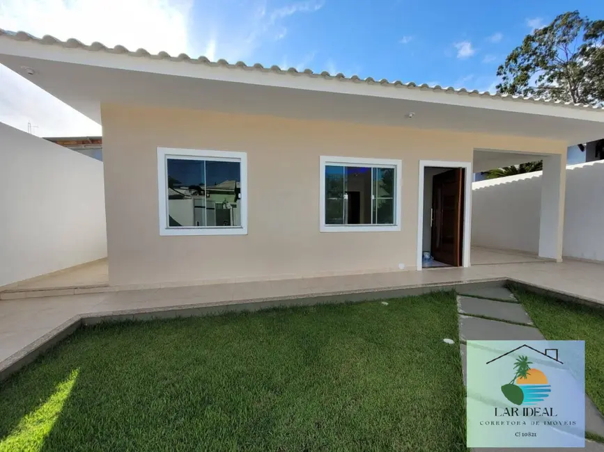 Foto 1 de Casa com 3 quartos à venda, 170m2 em Araruama - RJ