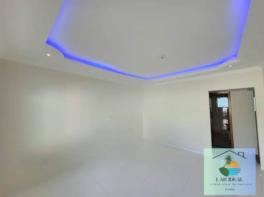 Foto 7 de Casa com 3 quartos à venda, 170m2 em Araruama - RJ