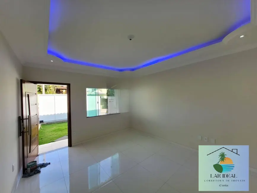 Foto 6 de Casa com 3 quartos à venda, 170m2 em Araruama - RJ