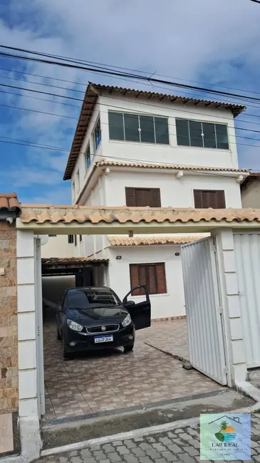 Foto 3 de Casa com 4 quartos à venda, 200m2 em Cabo Frio - RJ