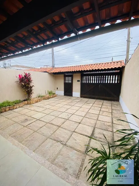 Foto 3 de Casa com 3 quartos à venda, 200m2 em Jardim Excelsior, Cabo Frio - RJ