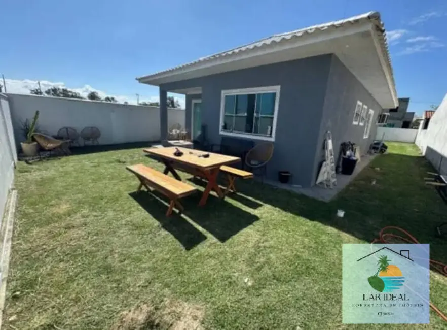 Foto 1 de Casa com 3 quartos à venda, 380m2 em Araruama - RJ