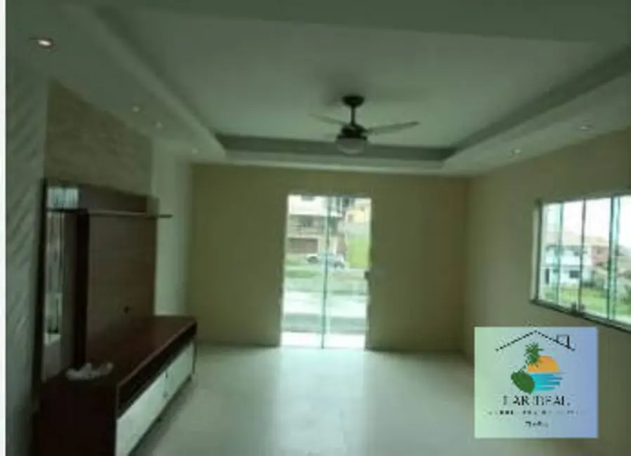 Foto 3 de Casa de Condomínio com 3 quartos à venda em Ogiva, Cabo Frio - RJ