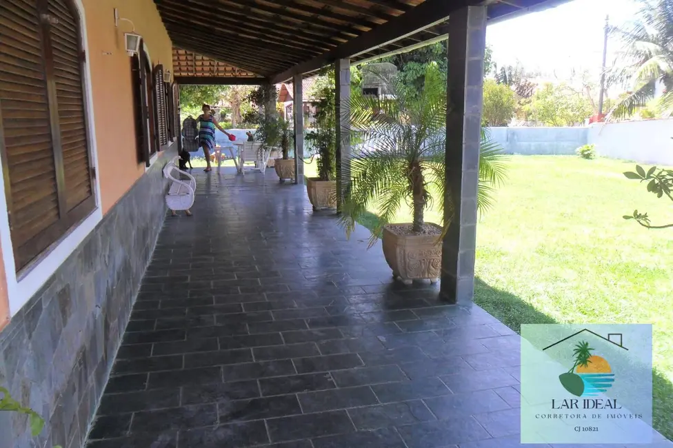 Foto 2 de Casa com 3 quartos à venda, 720m2 em Praia Seca, Araruama - RJ