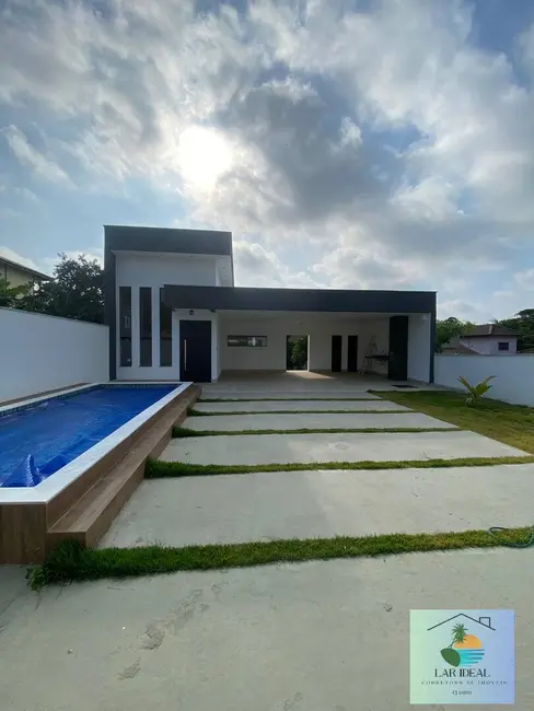 Casa com 3 quartos à venda, 468m2 em Praia do Sudoeste, Sao Pedro Da Aldeia - RJ - imagem 1 Foto 1 de Casa com 3 quartos à venda, 468m2 em Praia do Sudoeste, Sao Pedro Da Aldeia - RJ