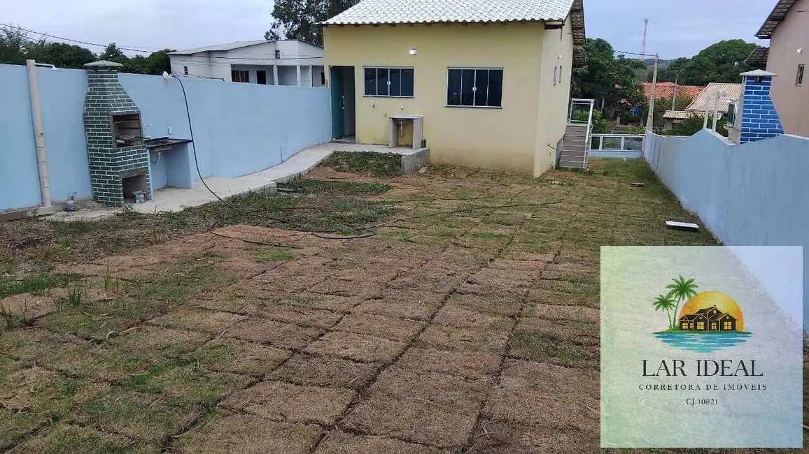Foto 4 de Casa com 2 quartos à venda, 350m2 em Araruama - RJ