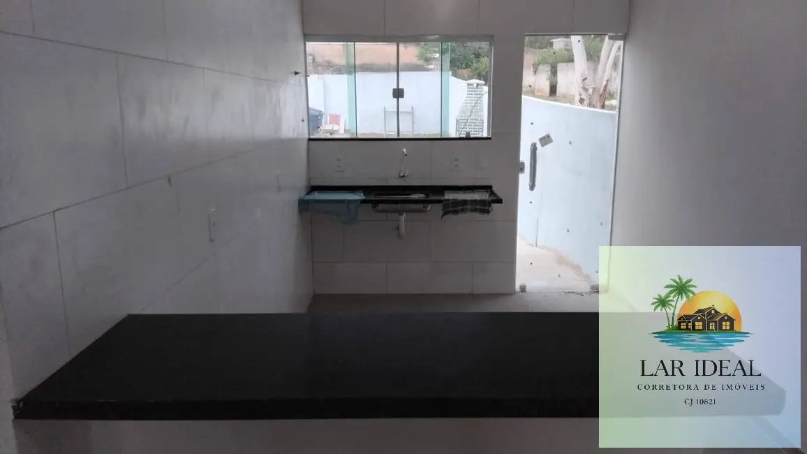 Foto 9 de Casa com 2 quartos à venda, 350m2 em Araruama - RJ