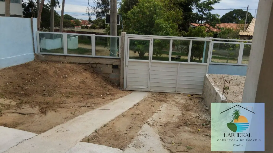 Foto 4 de Casa com 2 quartos à venda, 350m2 em Araruama - RJ