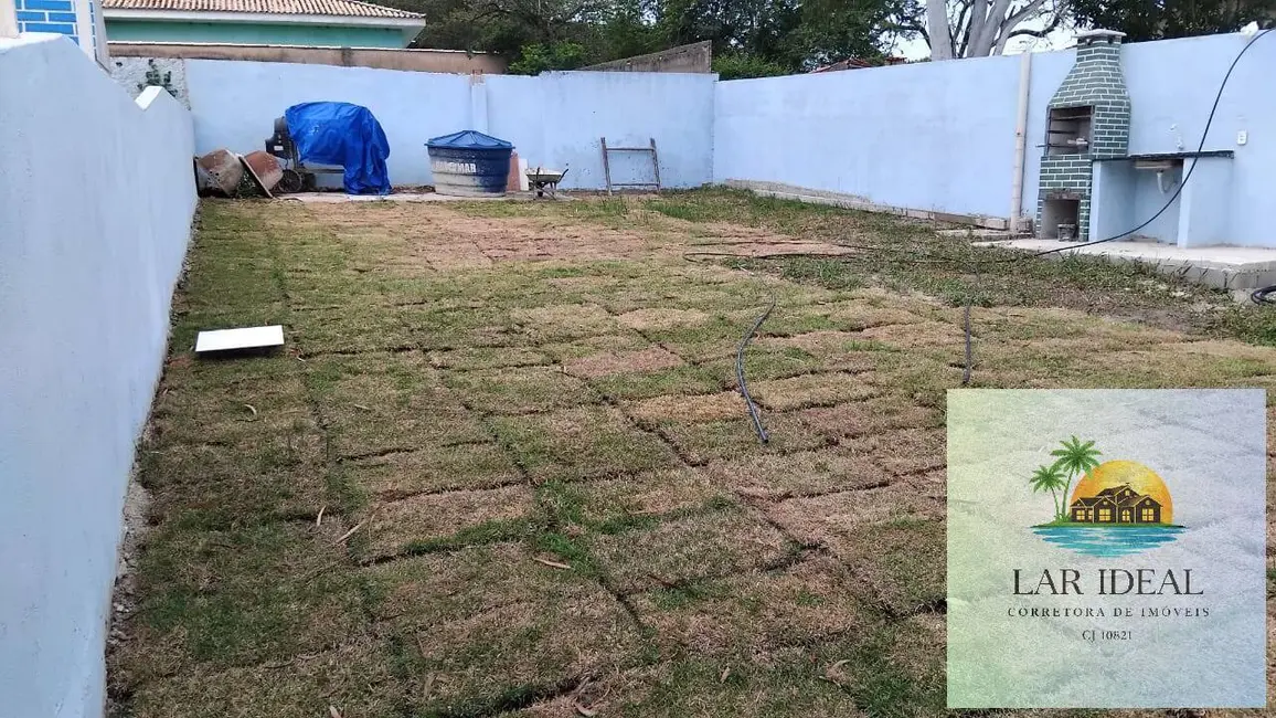 Foto 5 de Casa com 2 quartos à venda, 350m2 em Araruama - RJ