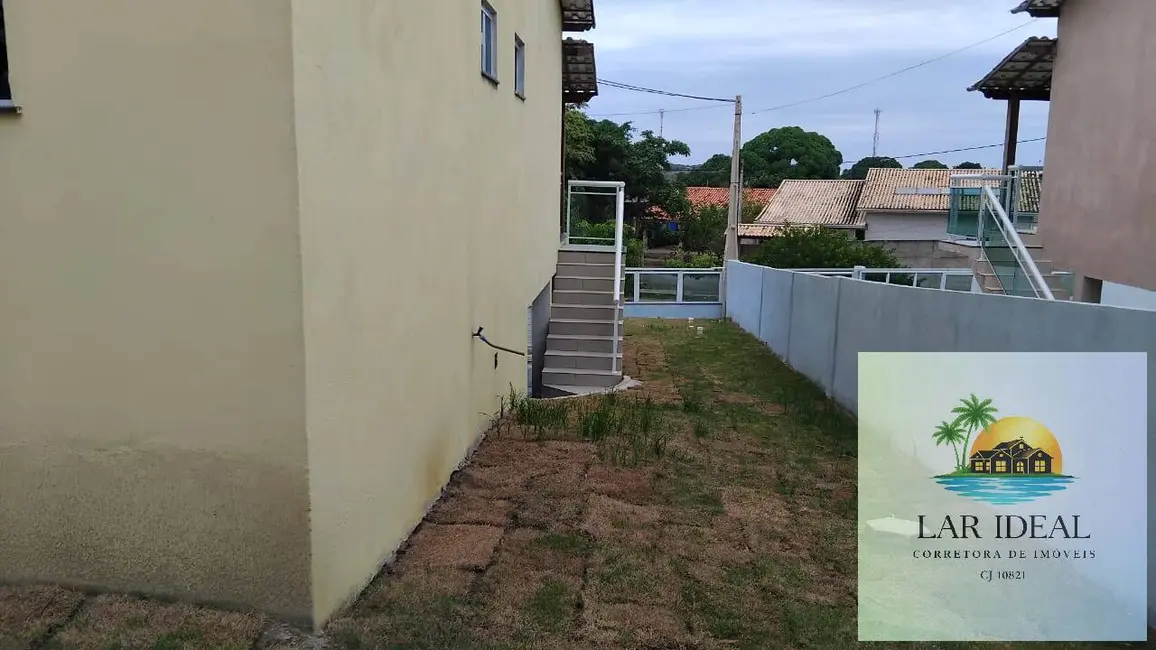 Foto 6 de Casa com 2 quartos à venda, 350m2 em Araruama - RJ
