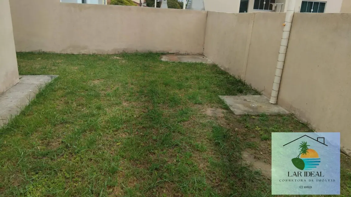 Foto 8 de Casa com 2 quartos à venda em Araruama - RJ