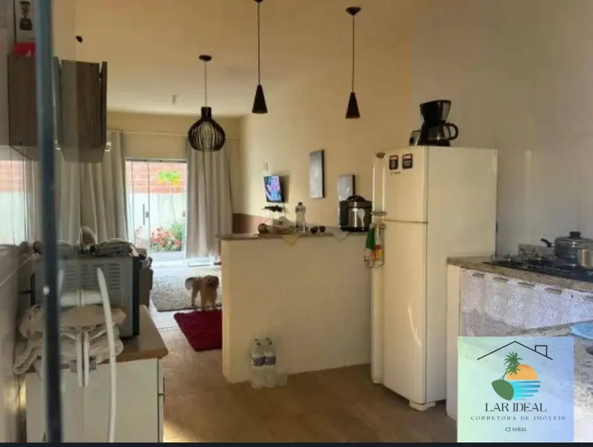 Foto 3 de Casa com 2 quartos à venda em Cabo Frio - RJ