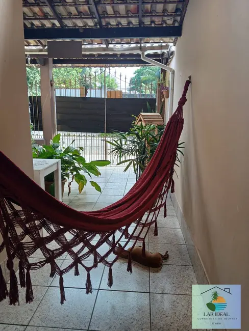 Foto 3 de Casa com 3 quartos à venda em Extensão do Bosque, Rio Das Ostras - RJ