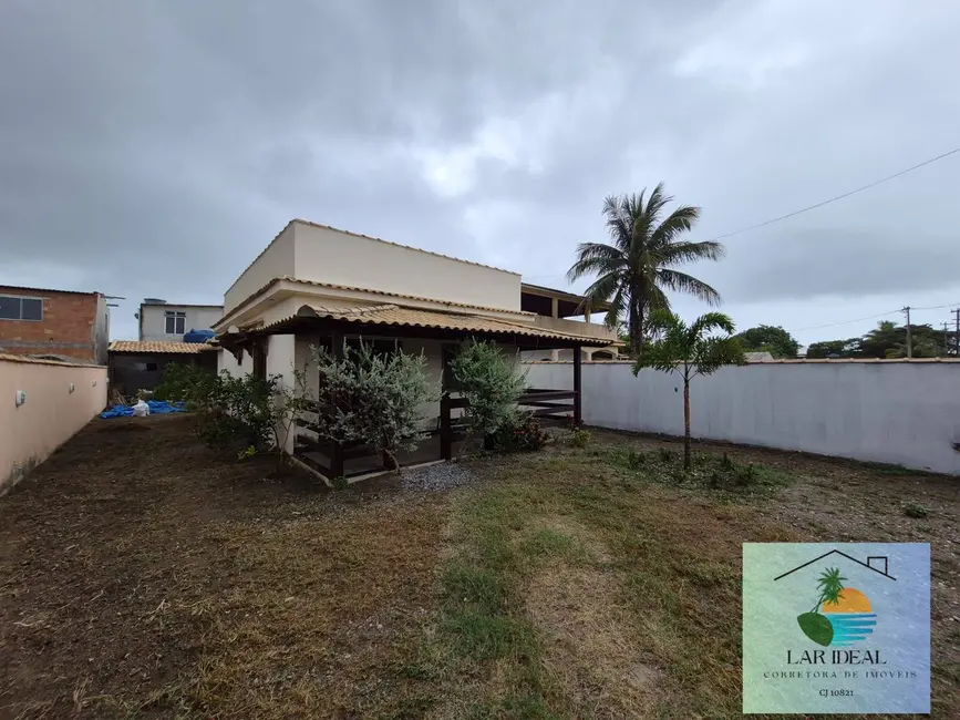 Foto 2 de Casa com 2 quartos à venda em Arraial Do Cabo - RJ