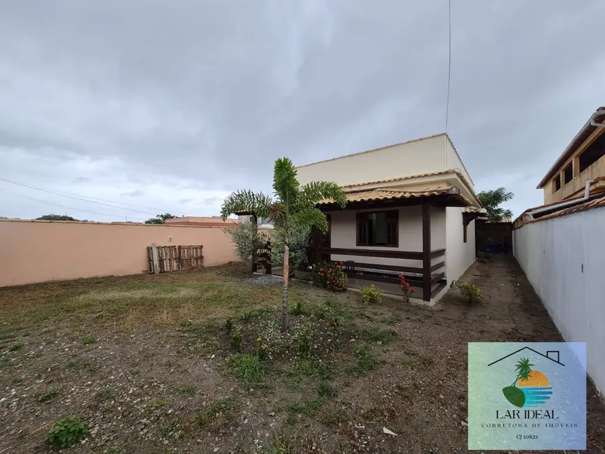 Foto 3 de Casa com 2 quartos à venda em Arraial Do Cabo - RJ