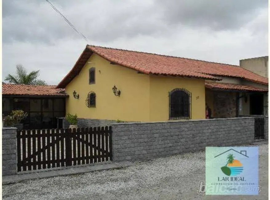 Foto 1 de Casa com 2 quartos à venda em Araruama - RJ
