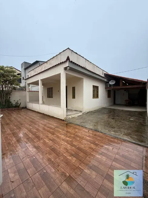 Foto 1 de Casa com 2 quartos à venda em Cabo Frio - RJ