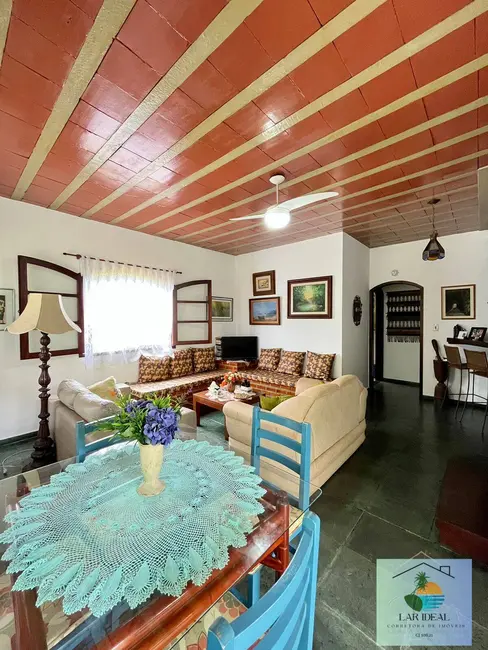 Foto 4 de Casa com 3 quartos à venda, 360m2 em Praia Seca, Araruama - RJ