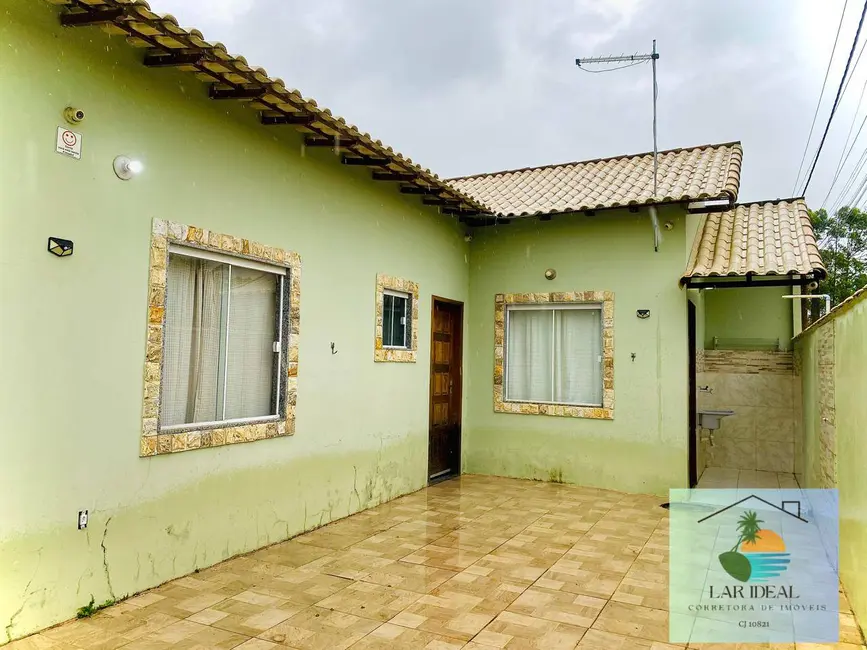 Foto 1 de Casa com 1 quarto à venda em Cabo Frio - RJ