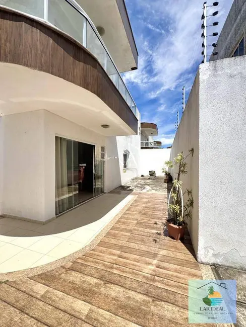 Foto 2 de Casa com 3 quartos à venda em Cabo Frio - RJ