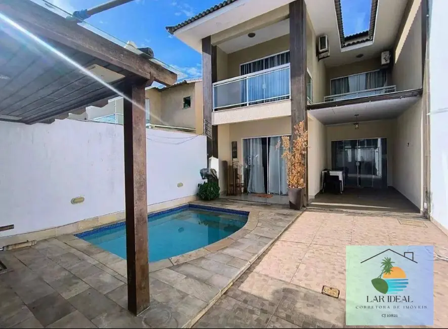Foto 1 de Casa com 4 quartos à venda em Portinho, Cabo Frio - RJ