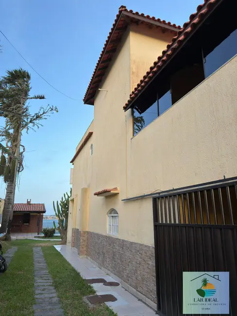 Foto 2 de Casa com 5 quartos à venda em Iguaba Grande - RJ