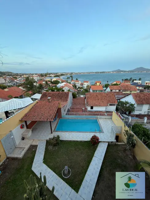 Foto 1 de Casa com 5 quartos à venda em Iguaba Grande - RJ