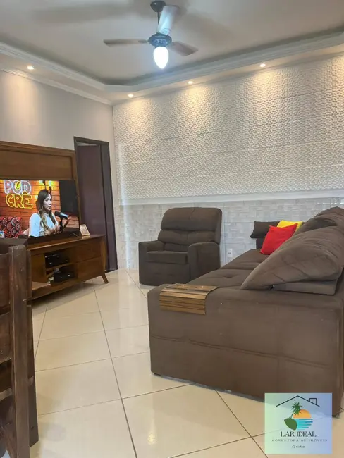 Foto 5 de Casa com 4 quartos à venda, 600m2 em Araruama - RJ