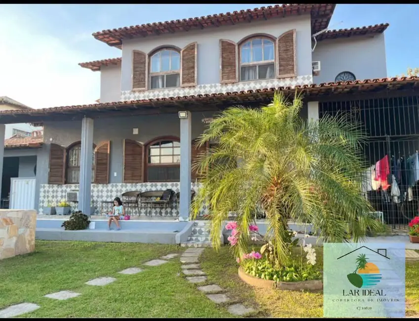 Foto 2 de Casa com 4 quartos à venda, 600m2 em Araruama - RJ