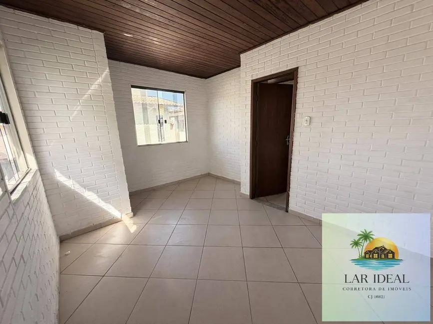 Foto 9 de Casa com 2 quartos à venda em Rio Das Ostras - RJ