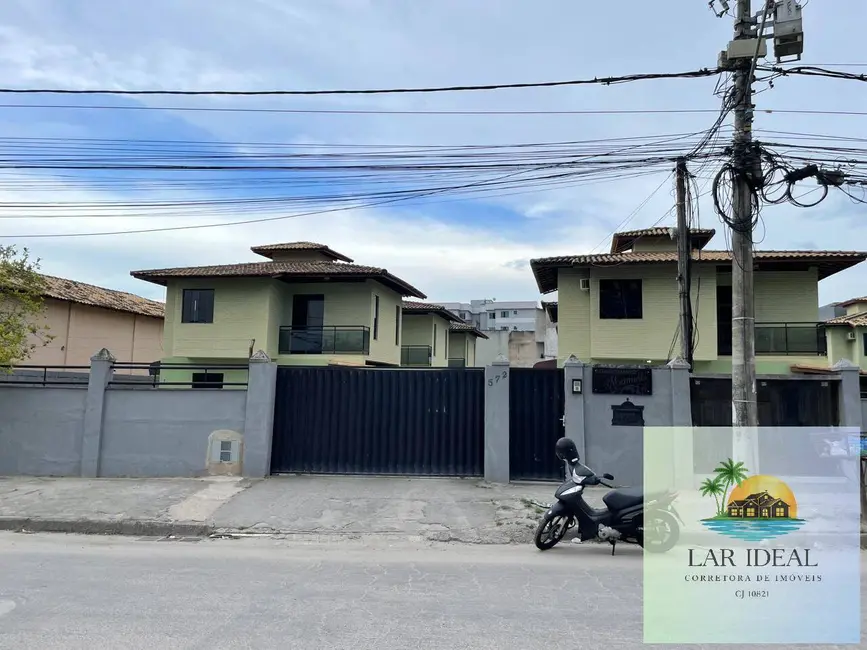 Foto 1 de Casa com 2 quartos à venda em Rio Das Ostras - RJ