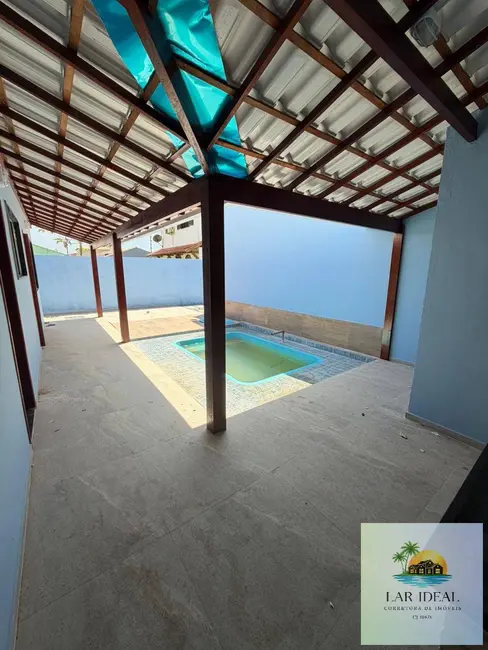 Foto 2 de Casa com 2 quartos à venda em Cabo Frio - RJ