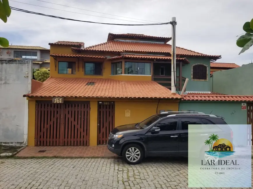 Foto 1 de Casa com 4 quartos à venda em Cabo Frio - RJ