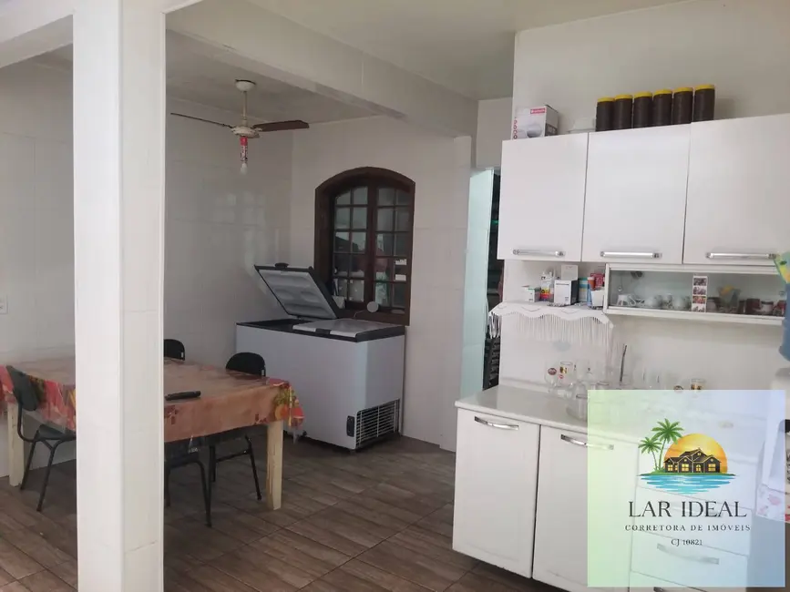 Foto 8 de Casa com 4 quartos à venda em Cabo Frio - RJ