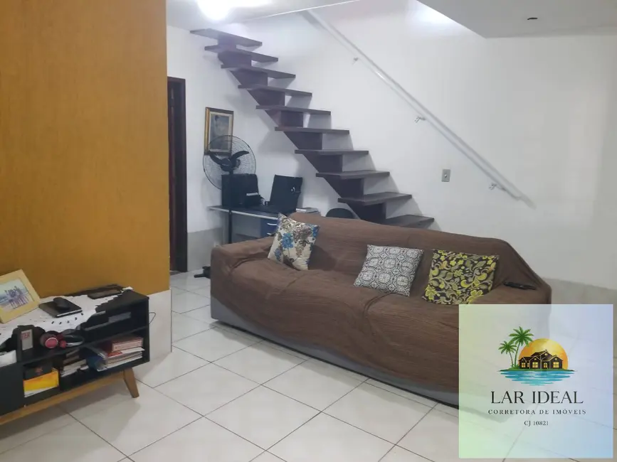 Foto 4 de Casa com 4 quartos à venda em Cabo Frio - RJ