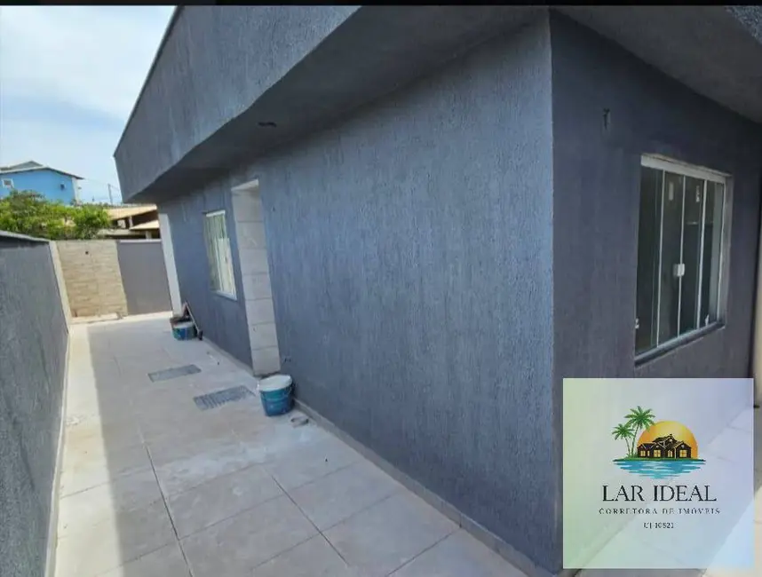 Foto 3 de Casa com 2 quartos à venda em Cabo Frio - RJ