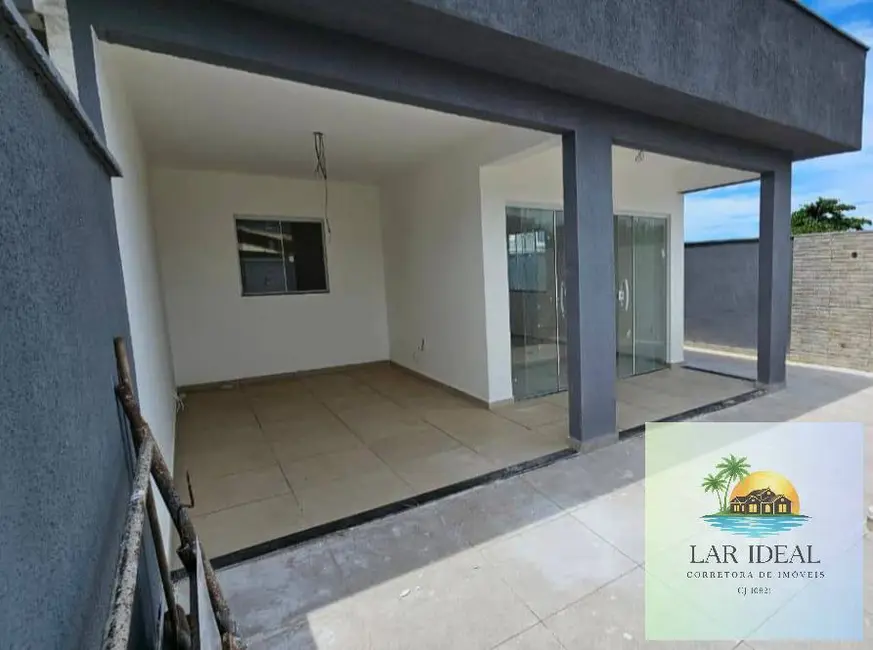 Foto 1 de Casa com 2 quartos à venda em Cabo Frio - RJ