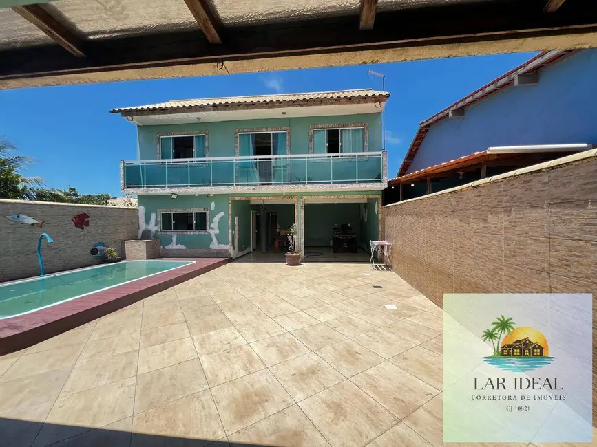 Foto 1 de Casa com 4 quartos à venda em Centro Hípico (Tamoios), Cabo Frio - RJ