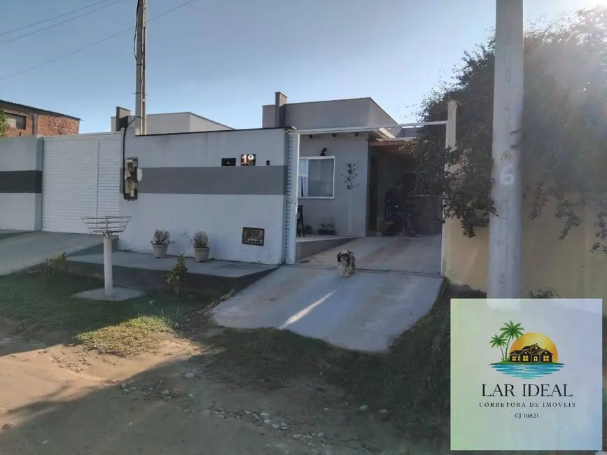 Foto 1 de Casa com 3 quartos à venda, 180m2 em Sao Pedro Da Aldeia - RJ
