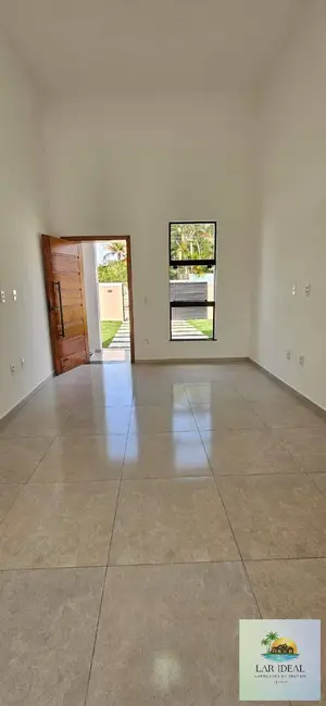 Foto 9 de Casa com 3 quartos à venda, 300m2 em Araruama - RJ