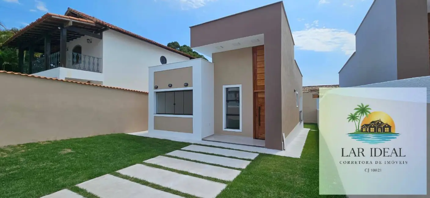 Foto 2 de Casa com 3 quartos à venda, 300m2 em Araruama - RJ