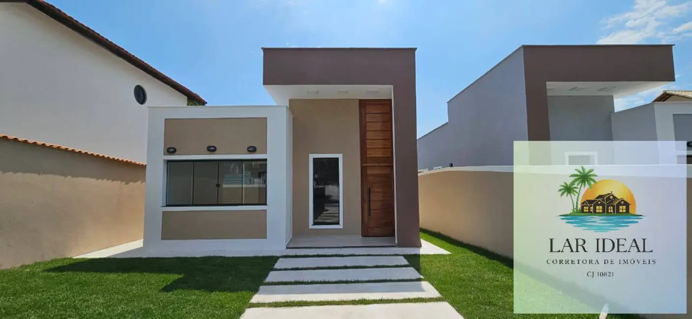 Foto 3 de Casa com 3 quartos à venda, 300m2 em Araruama - RJ