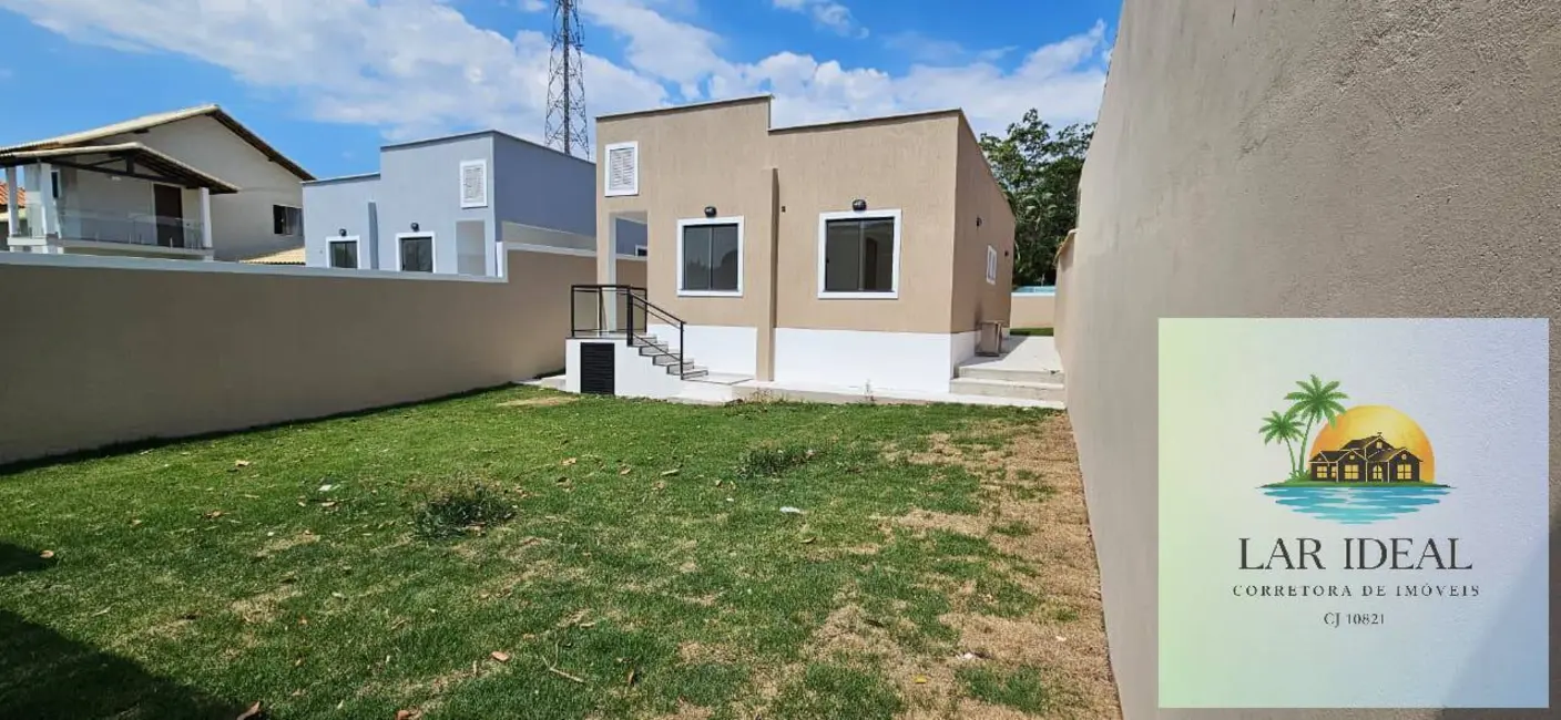 Foto 8 de Casa com 3 quartos à venda, 300m2 em Araruama - RJ