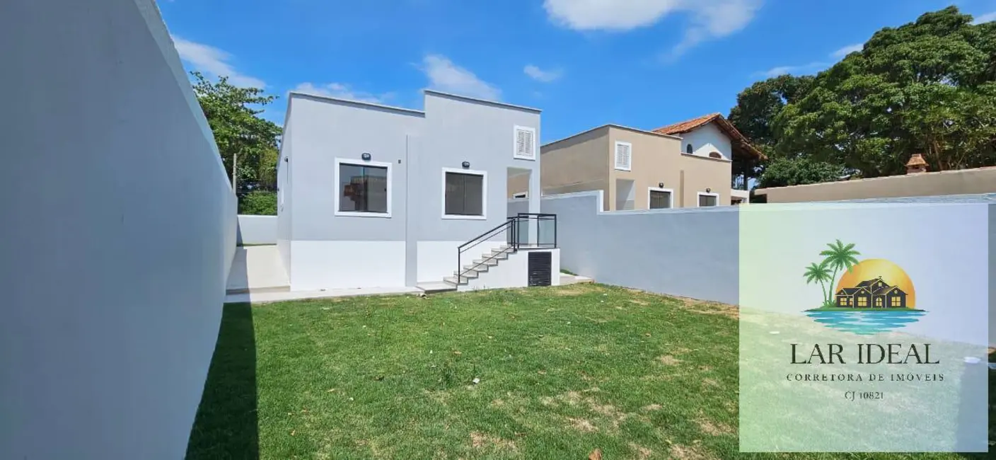 Foto 3 de Casa com 3 quartos à venda em Araruama - RJ