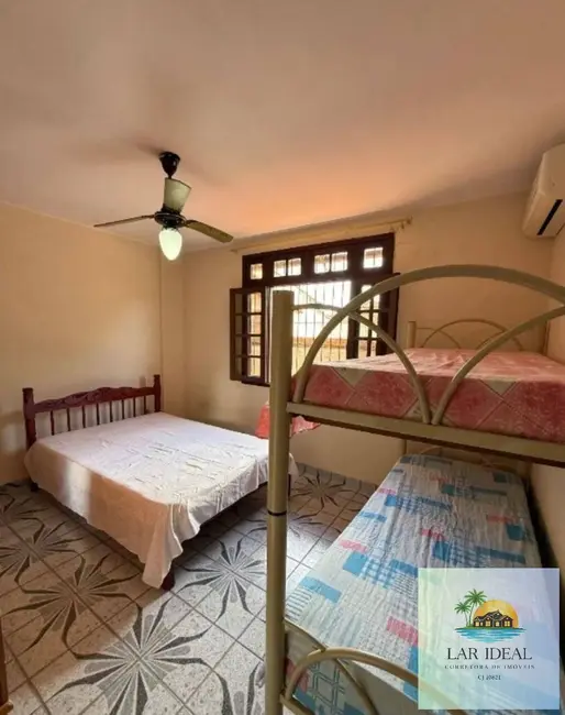 Casa com 2 quartos à venda em Extensão do Bosque, Rio Das Ostras - RJ - imagem 8 Foto 8 de Casa com 2 quartos à venda em Extensão do Bosque, Rio Das Ostras - RJ