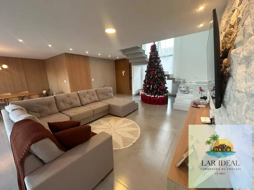 Foto 3 de Casa com 3 quartos à venda, 306m2 em Nova São Pedro, Sao Pedro Da Aldeia - RJ
